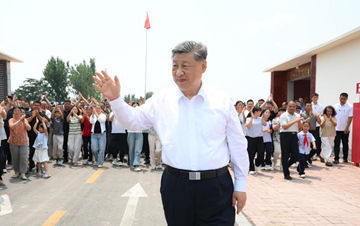 两岸出版人图博会话合作：新技术为“字里行间”拓更广空间