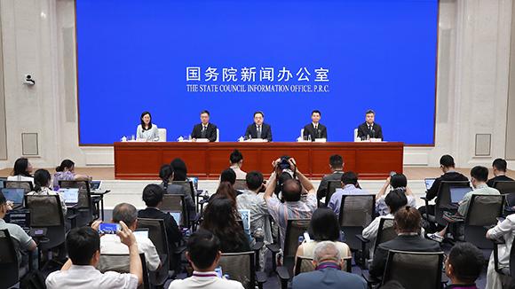 刘国中在江苏调研时强调 打造生物医药新兴支柱产业 培育发展脑机接口未来产业