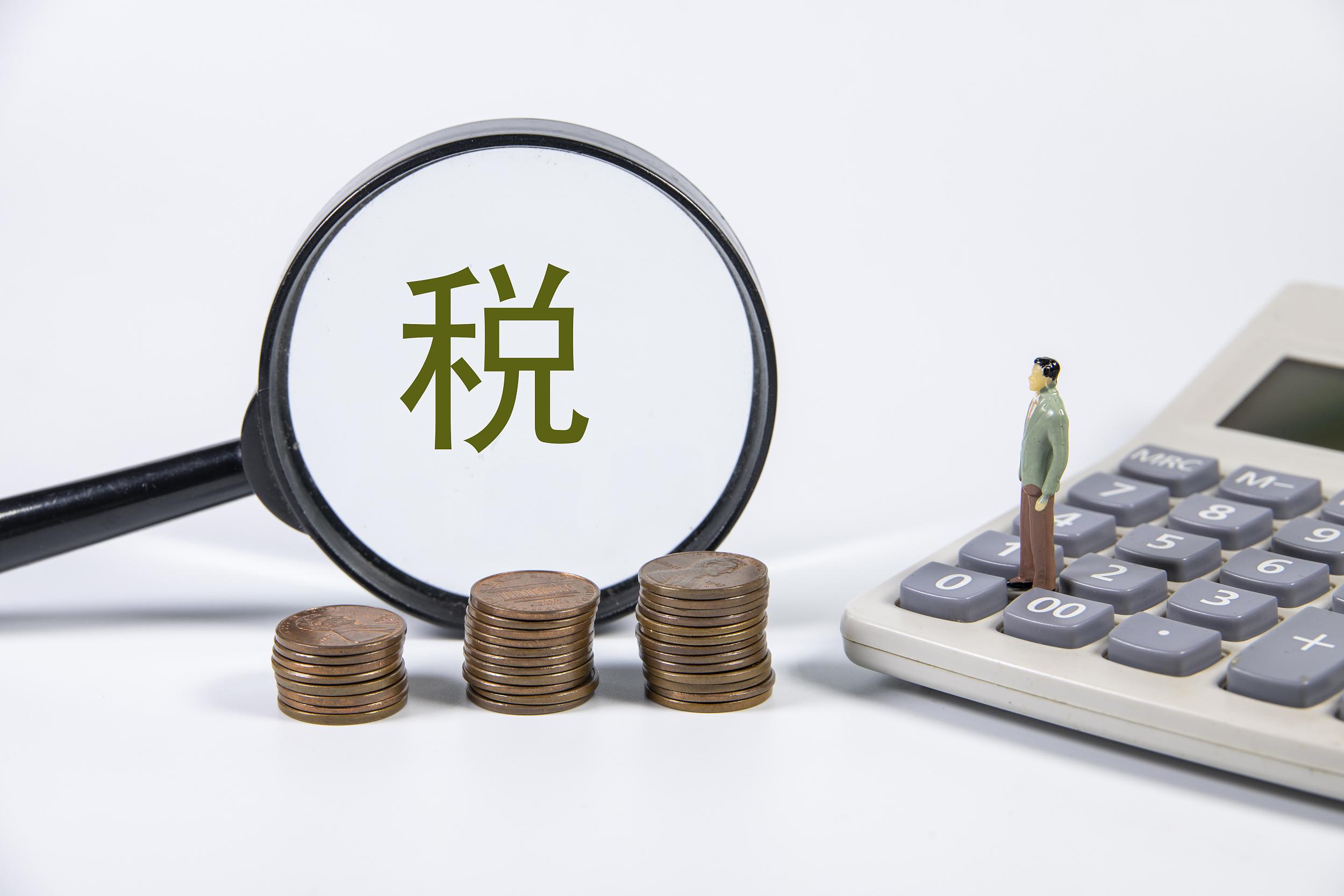 韩国一特斯拉起火司机困后座被烧死